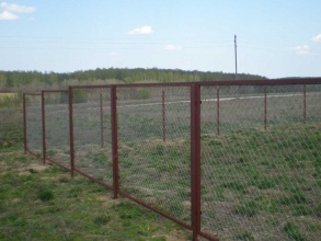 Забор из сетки рабицы в натяг секционный 12 метров фото в Жилёво